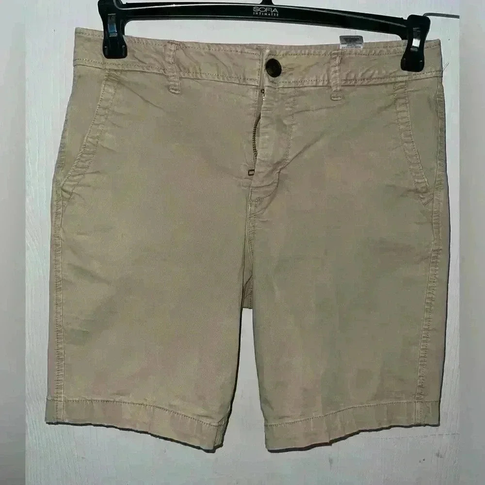 Aeropostale size 29 Shorts. Preowned